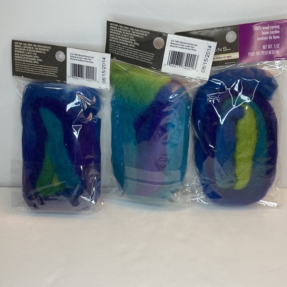 Dimensions FeltWorks Needle Felting Wool Roving Cool Blue Green Purple 3 Packs - Picture 12 of 13